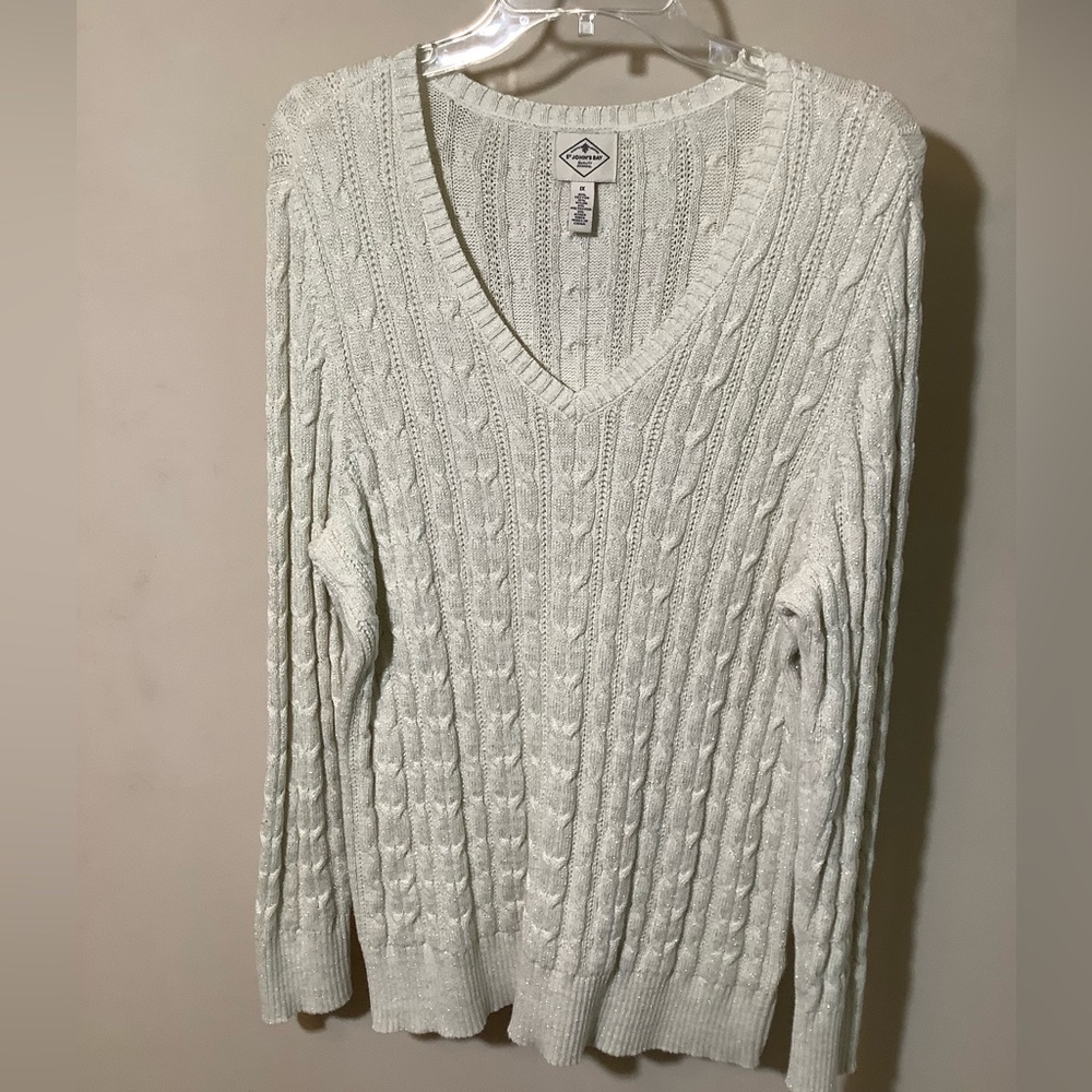 St. John’s Bay V-neck sweater, cream with gold threads size 1X NWOT